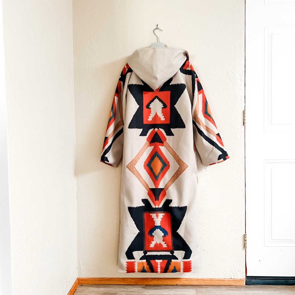 Stunning! Coachella-worthy Hooded Southwestern Oversized Coat M